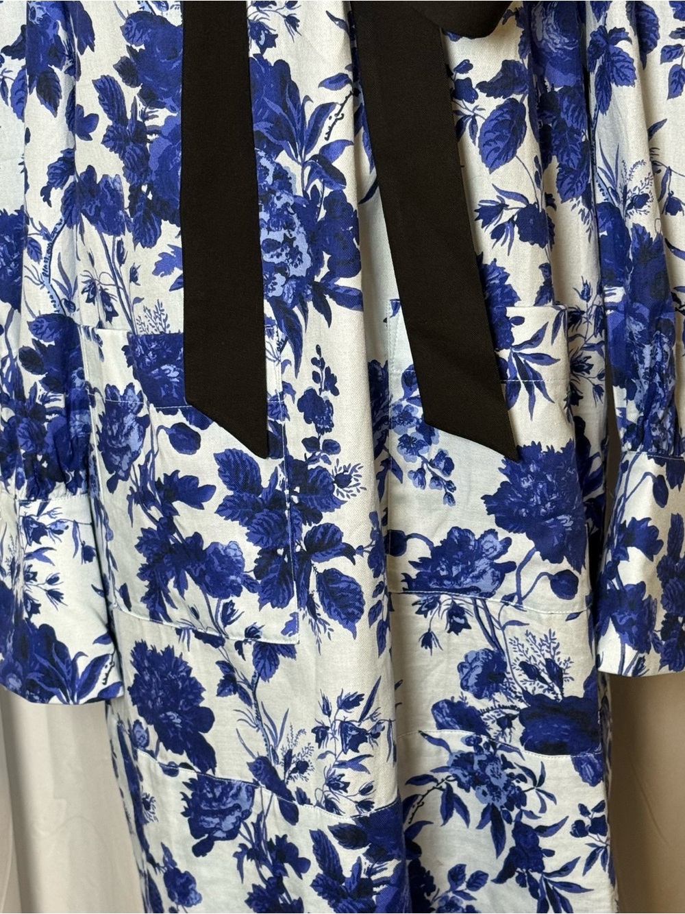 Tuckernuck Sapphire Bloom Bella Floral Bow Dress Medium NWT - Picture 7 of 16